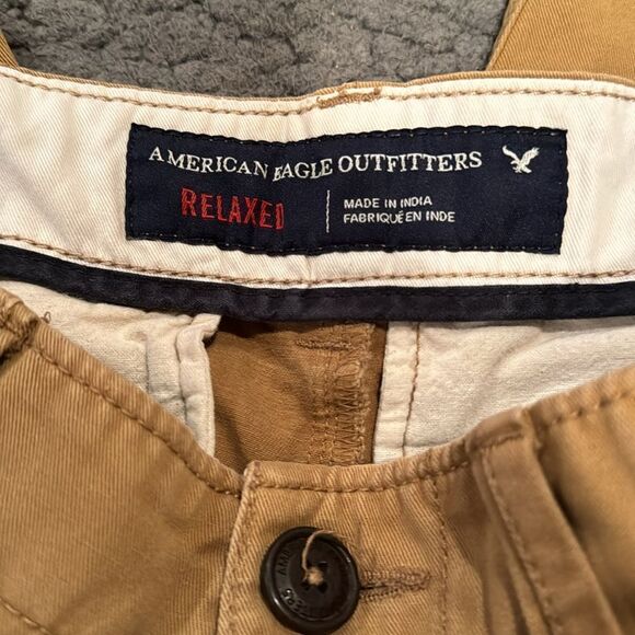 American Eagle Khaki Pants Size 28/30 Relaxed - Picture 4 of 5